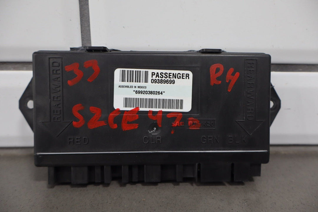 2002 Chevrolet Corvette Right Door Control Module