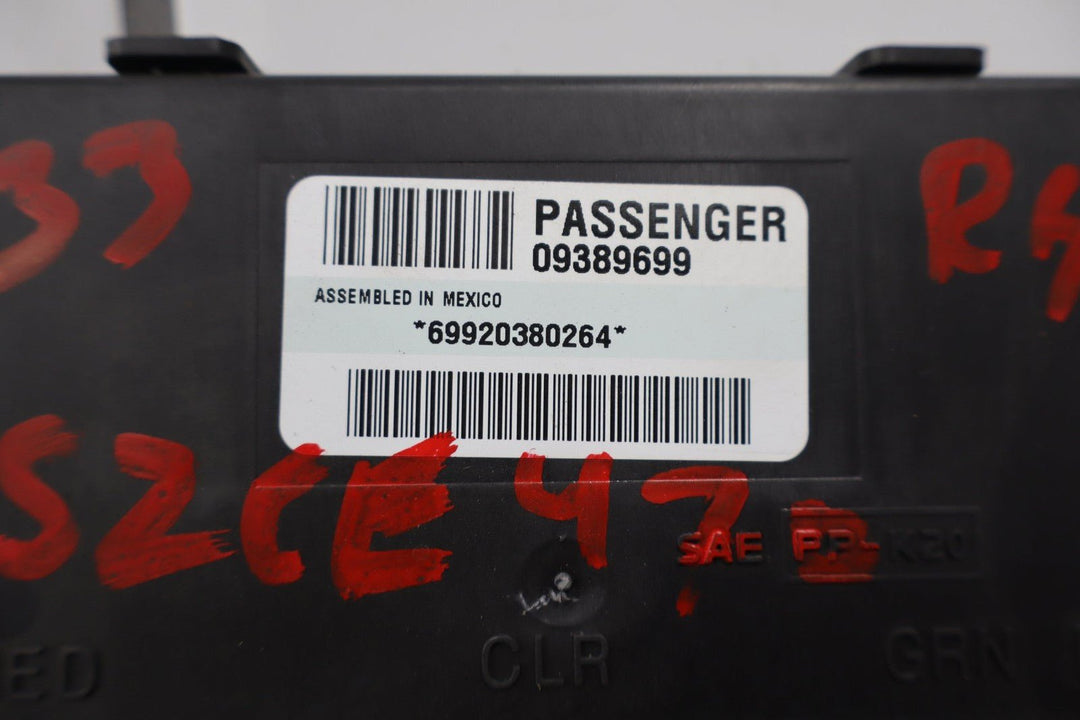 2002 Chevrolet Corvette Right Door Control Module