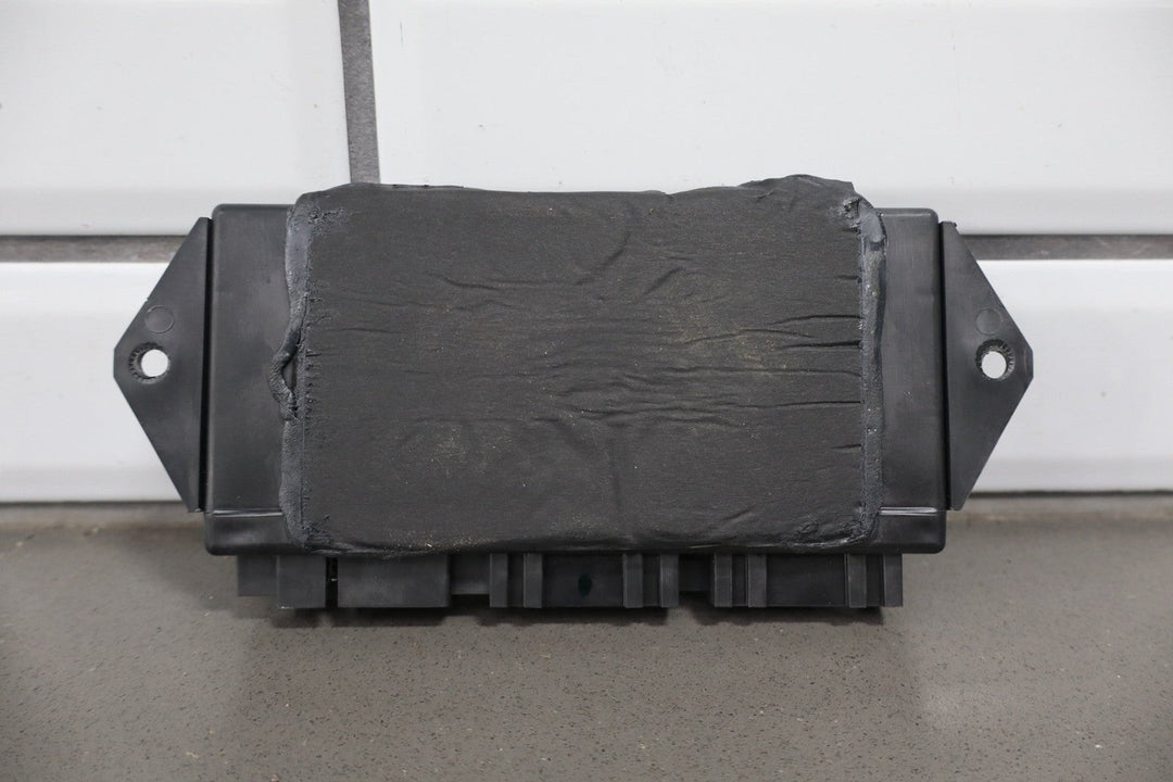 2002 Chevrolet Corvette Right Door Control Module