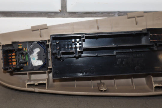 2002 Chevrolet Silverado 2500 Crew Cab Left Front Window Switch OEM