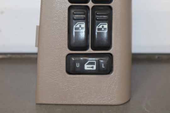 2002 Chevrolet Silverado 2500 Crew Cab Left Front Window Switch OEM