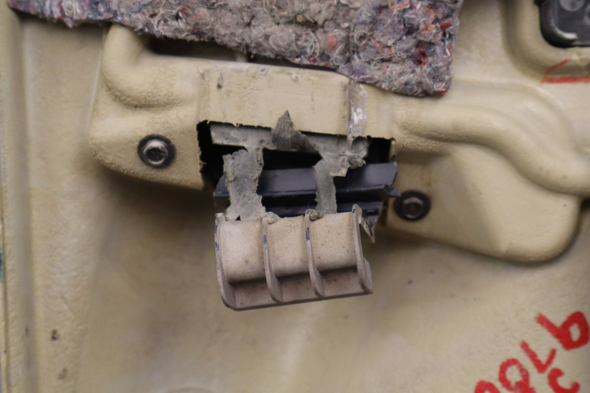 2002 Chevrolet Silverado 2500 HD Left Rear Door Panel Tan 52