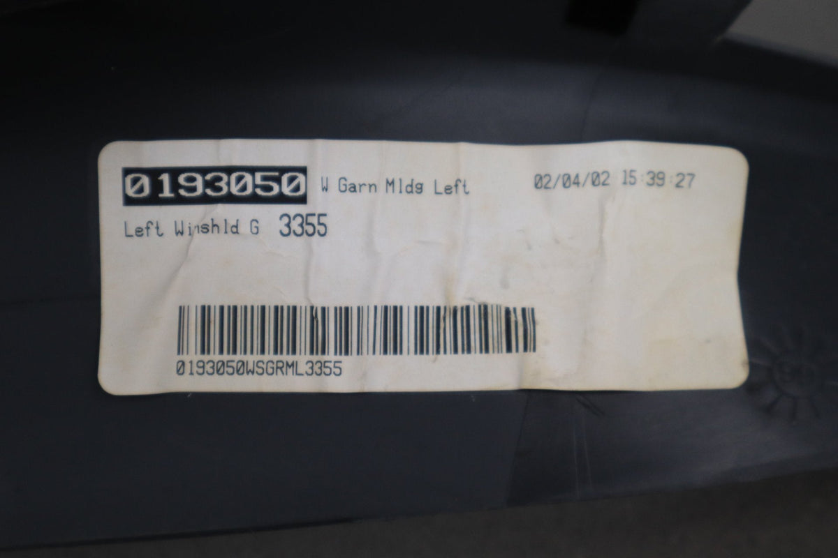 2002 Chevrolet Silverado 2500 Pair A Pillar Trim Graphite 12D