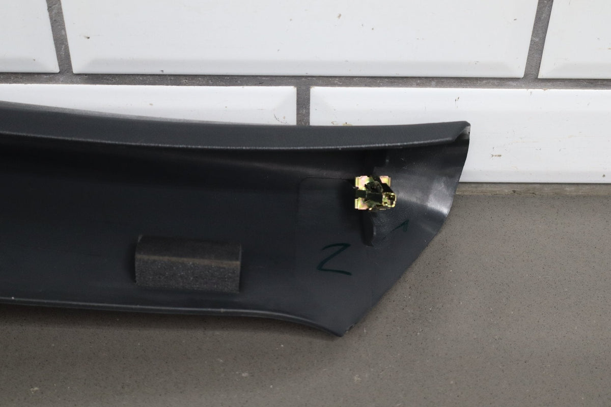 2002 Chevrolet Silverado 2500 Pair A Pillar Trim Graphite 12D