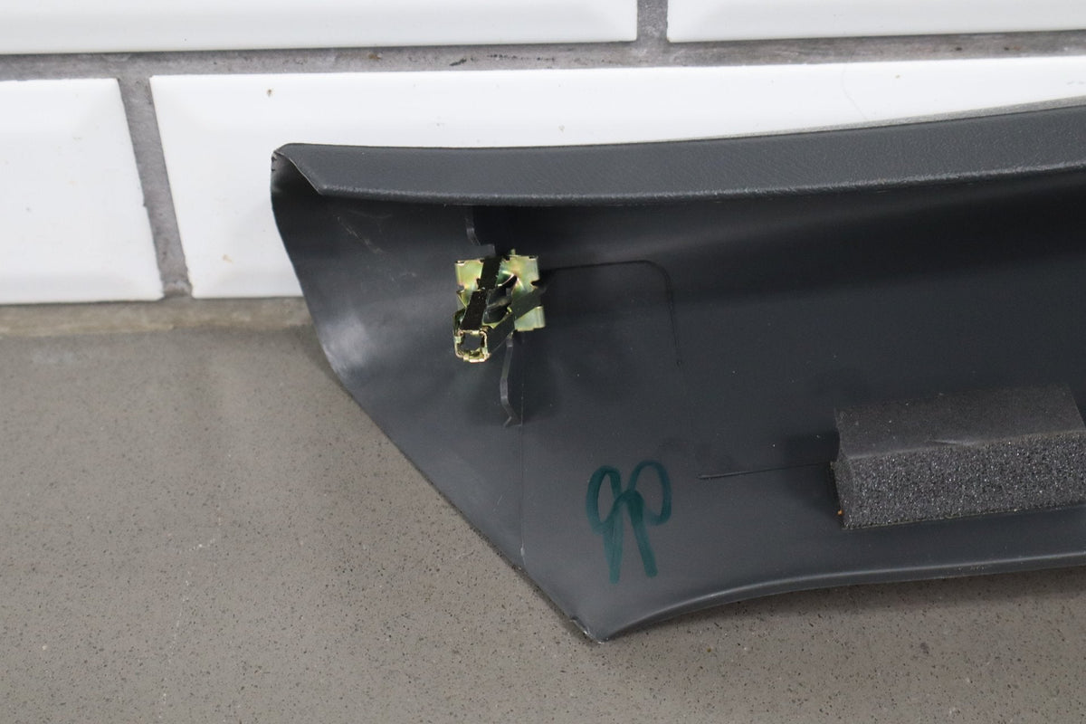 2002 Chevrolet Silverado 2500 Pair A Pillar Trim Graphite 12D