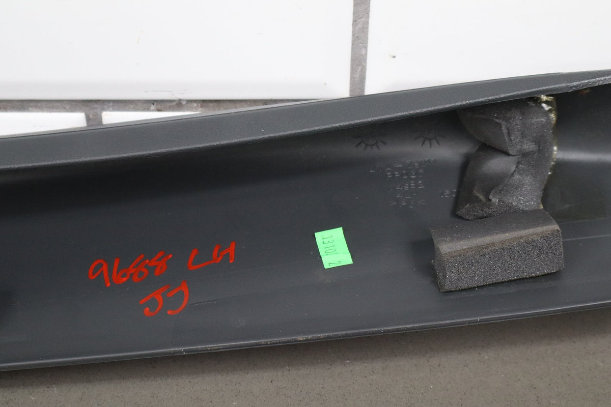 2002 Chevrolet Silverado 2500 Pair A Pillar Trim Graphite 12D