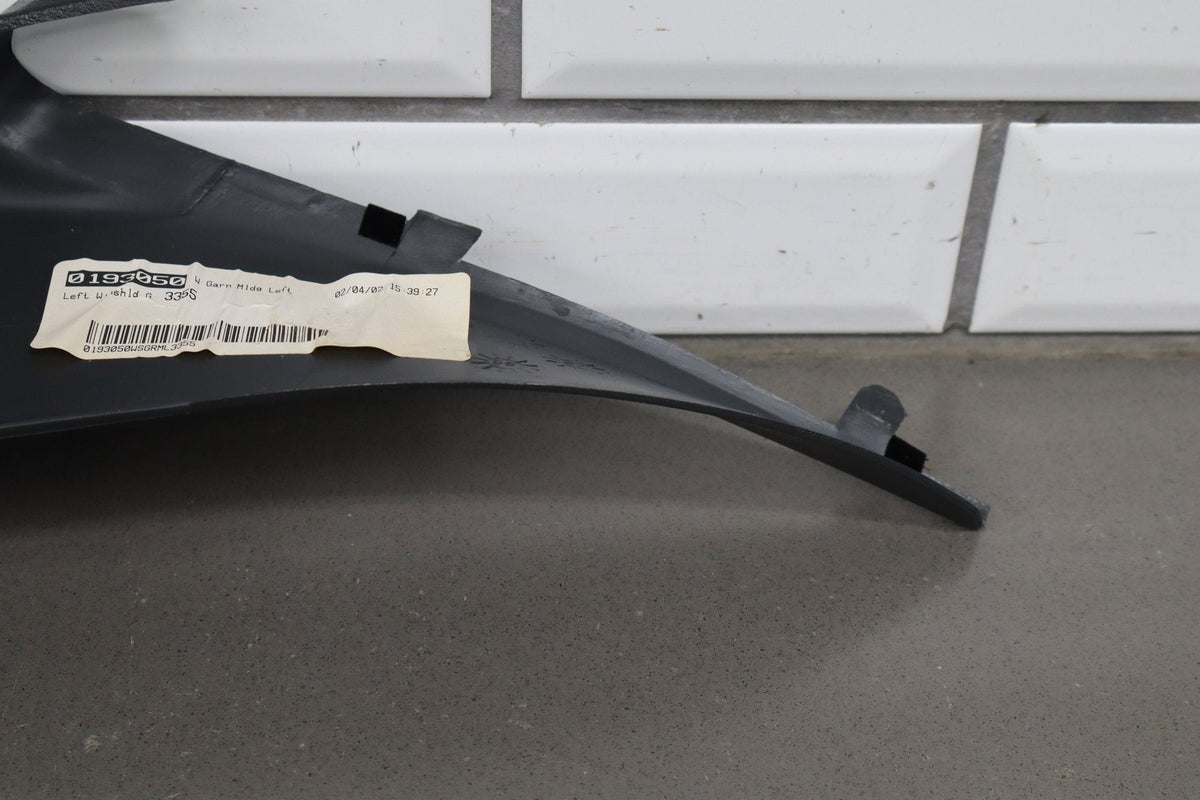 2002 Chevrolet Silverado 2500 Pair A Pillar Trim Graphite 12D