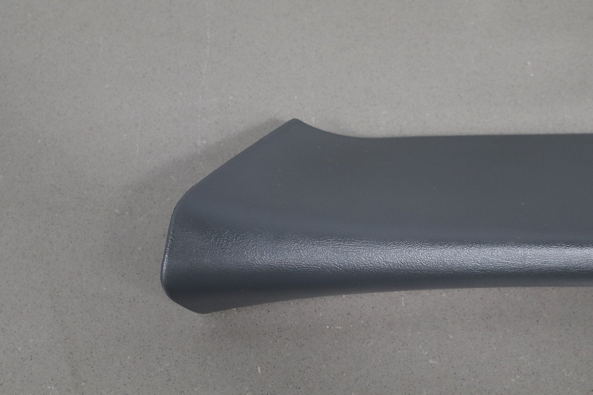 2002 Chevrolet Silverado 2500 Pair A Pillar Trim Graphite 12D