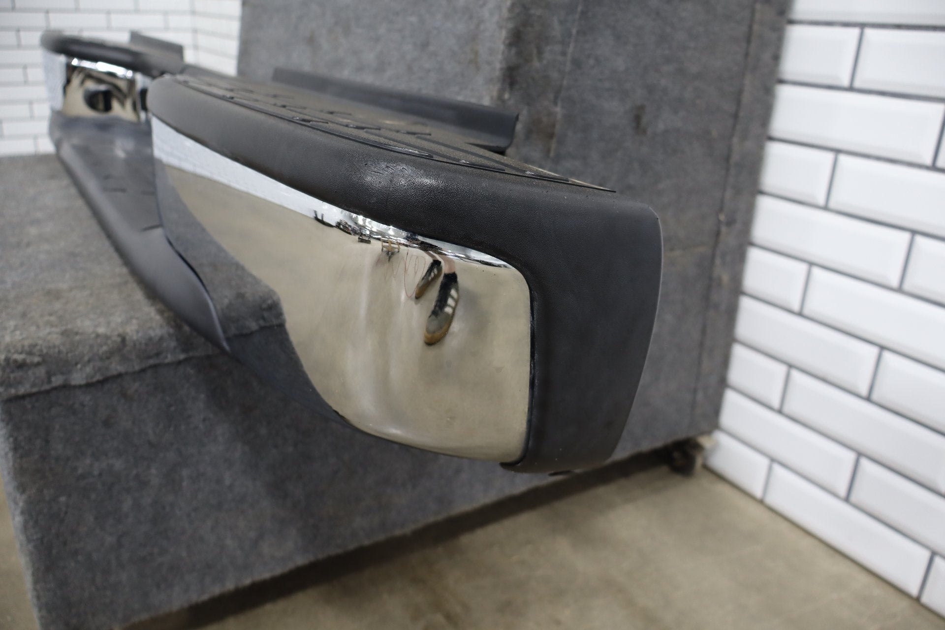 2002 Chevrolet Silverado 2500 Rear Bumper Forest Green 47