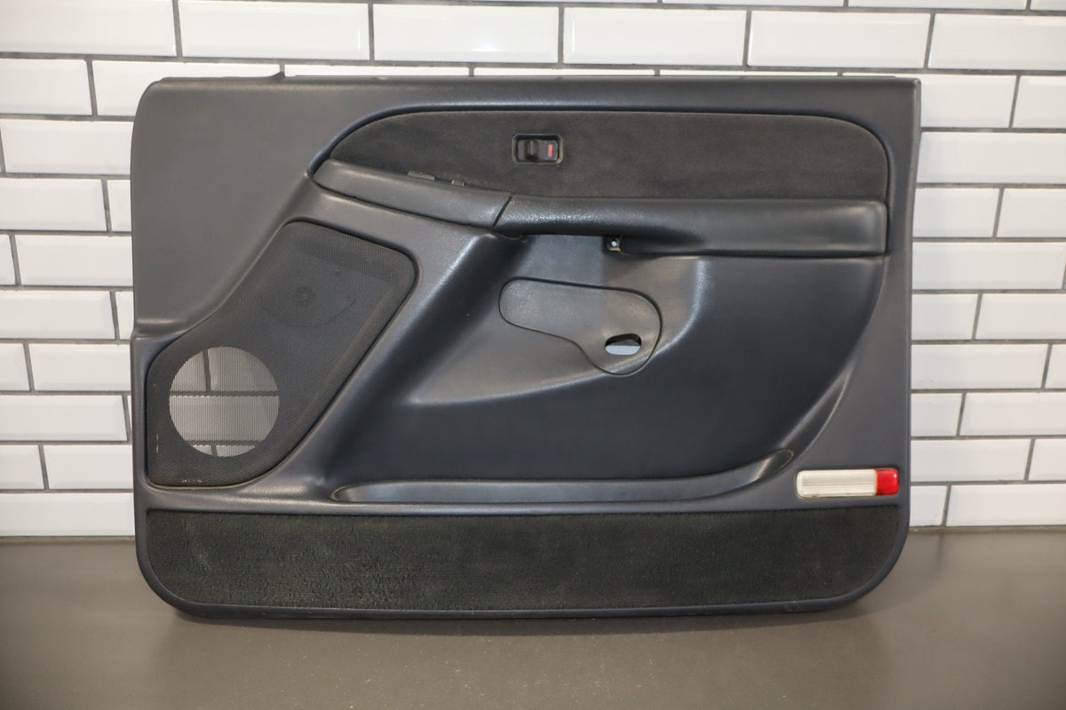 2002 Chevrolet Silverado 2500 Right Front Door Trim Panel Graphite 12