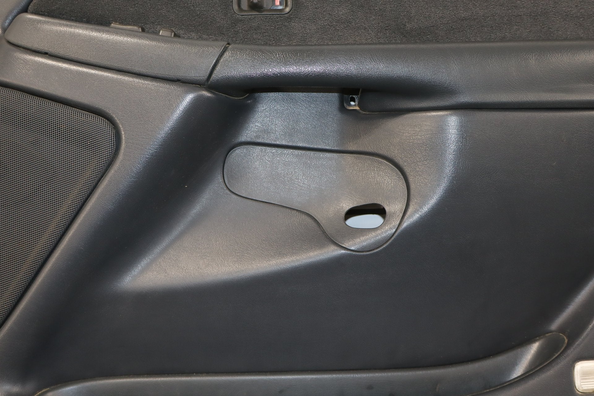 2002 Chevrolet Silverado 2500 Right Front Door Trim Panel Graphite 12