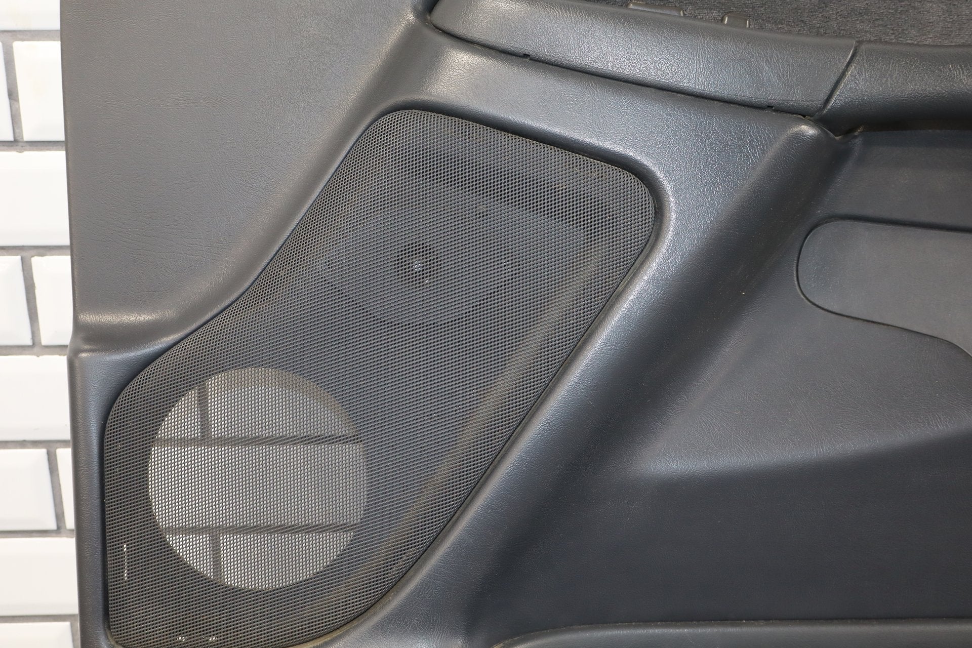 2002 Chevrolet Silverado 2500 Right Front Door Trim Panel Graphite 12