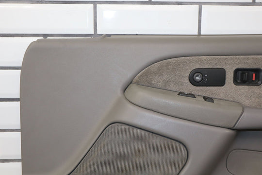 2002 Chevrolet Silverado 2500 Right Front Door Trim Panel Grey 922