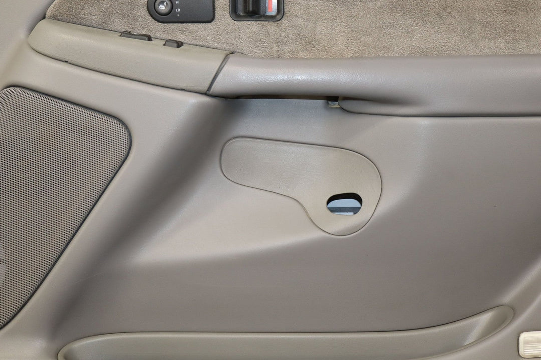 2002 Chevrolet Silverado 2500 Right Front Door Trim Panel Grey 922