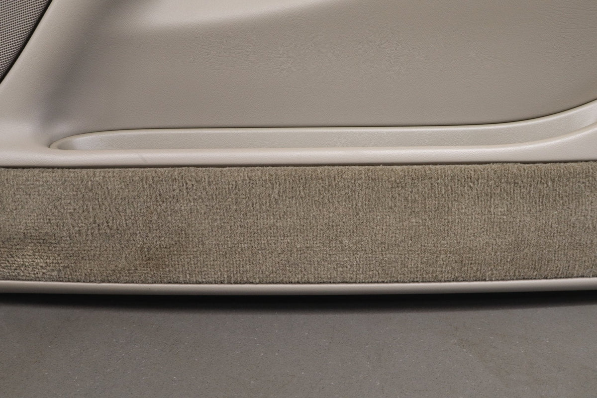 2002 Chevrolet Silverado 2500 Right Front Door Trim Panel Tan 522