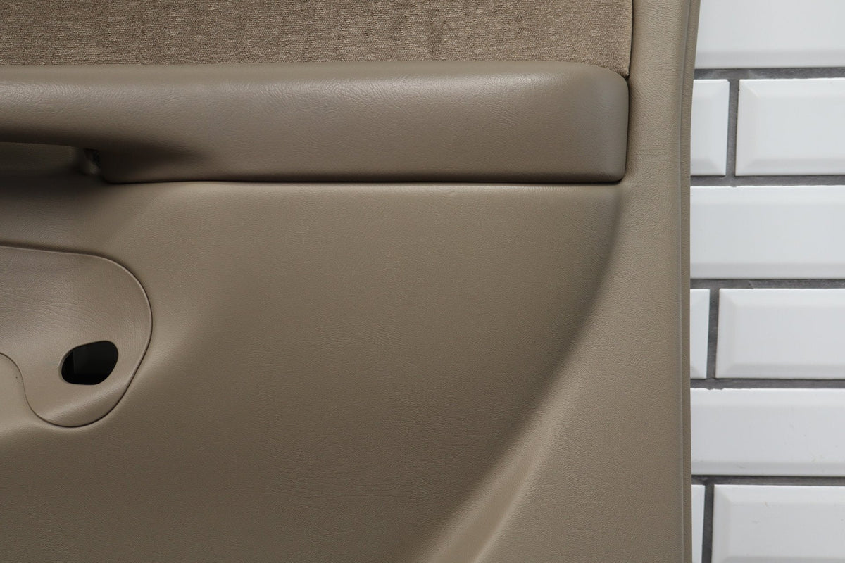 2002 Chevrolet Silverado 2500 Right Front Door Trim Panel Tan 522