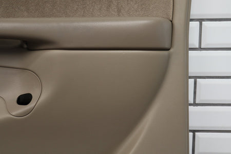 2002 Chevrolet Silverado 2500 Right Front Door Trim Panel Tan 522