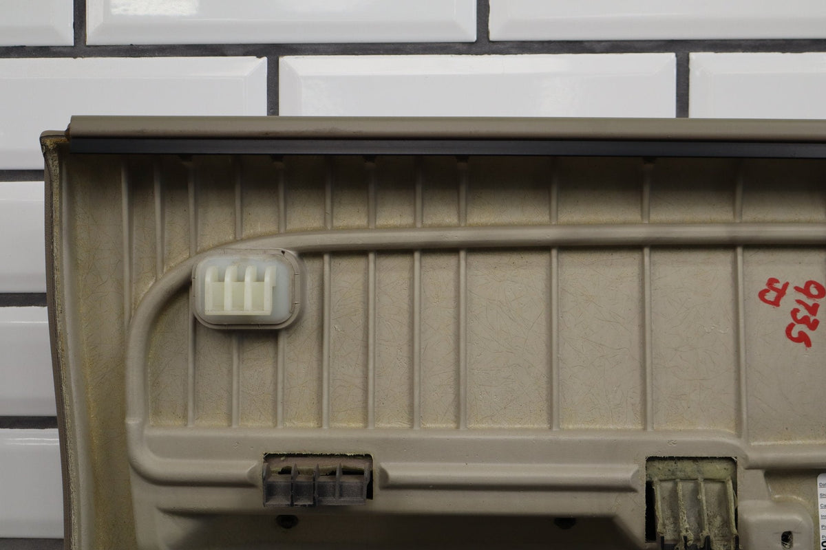 2002 Chevrolet Silverado 2500 Right Front Door Trim Panel Tan 522