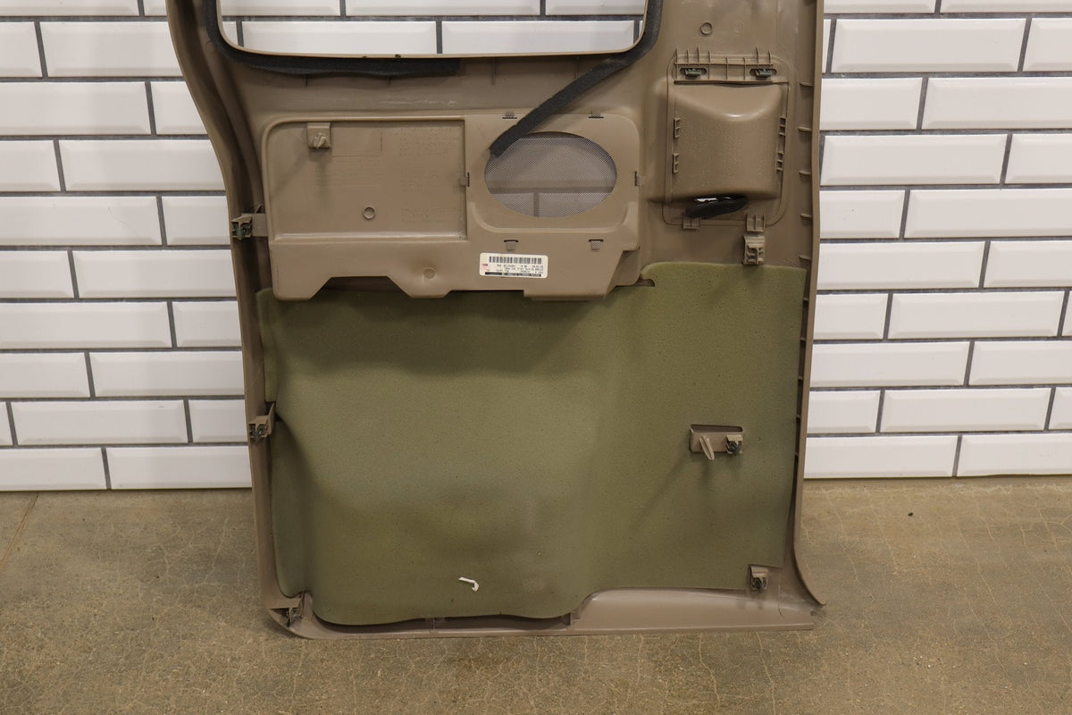 2002 Chevrolet Silverado 2500 Right Rear Door Trim Panel Tan 522