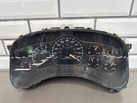 2002 Chevrolet Silverado 2500 Speedometer 212542 Miles