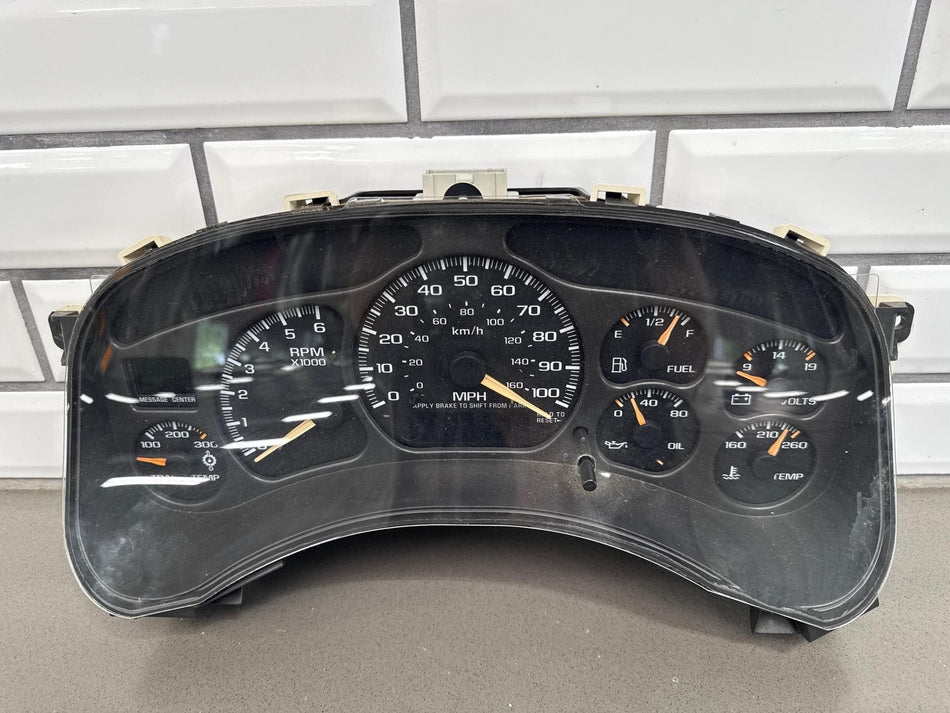 2002 Chevrolet Silverado 2500 Speedometer 212542 Miles