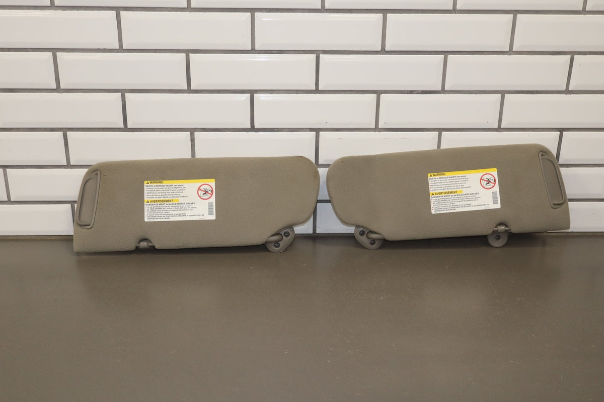 2002 Chevrolet Silverado 2500 Sun Visor Pair Left/Right Graphite 12