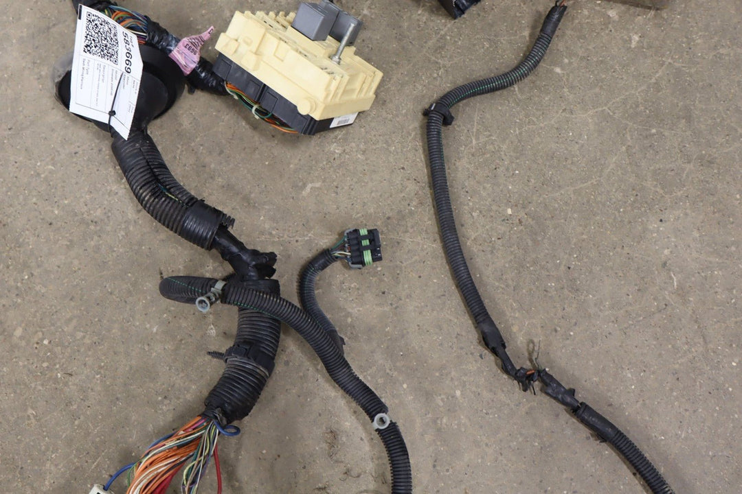2002 Chevrolet Silverado 2500HD Dash Wiring Harness 2wd Manual Climate Control