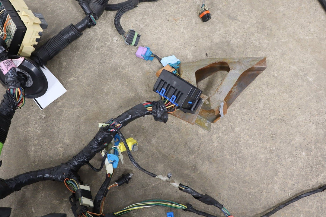 2002 Chevrolet Silverado 2500HD Dash Wiring Harness 2wd Manual Climate Control