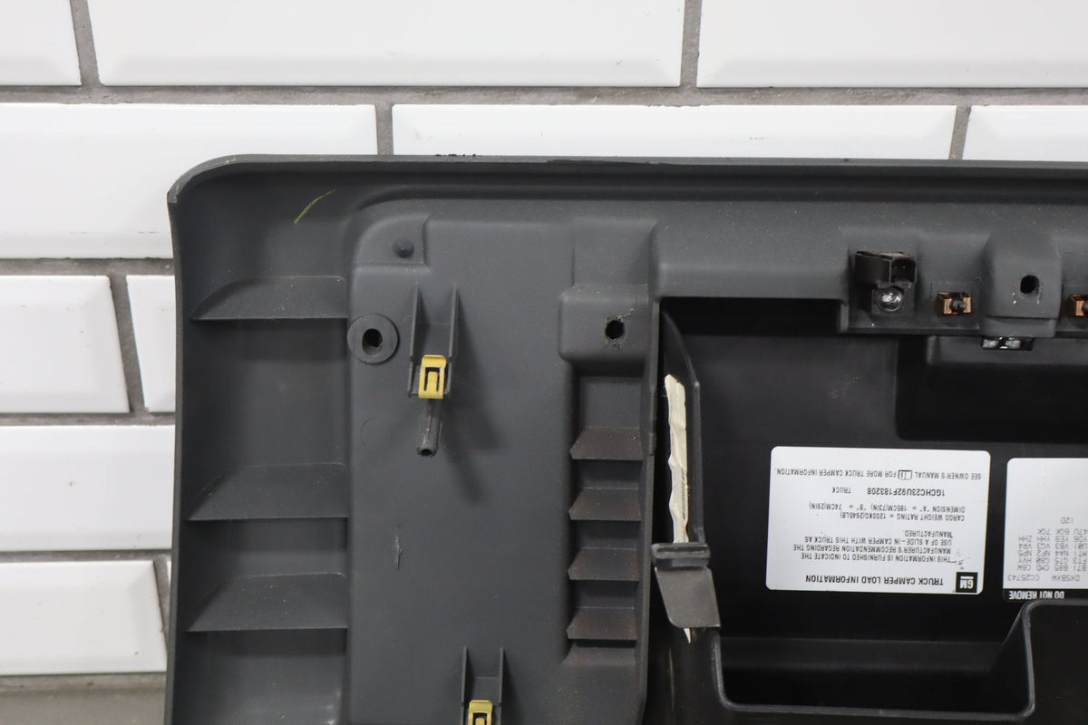 2002 Chevrolet Silverado 2500HD Glove Box Graphite 12D With Surround Panel