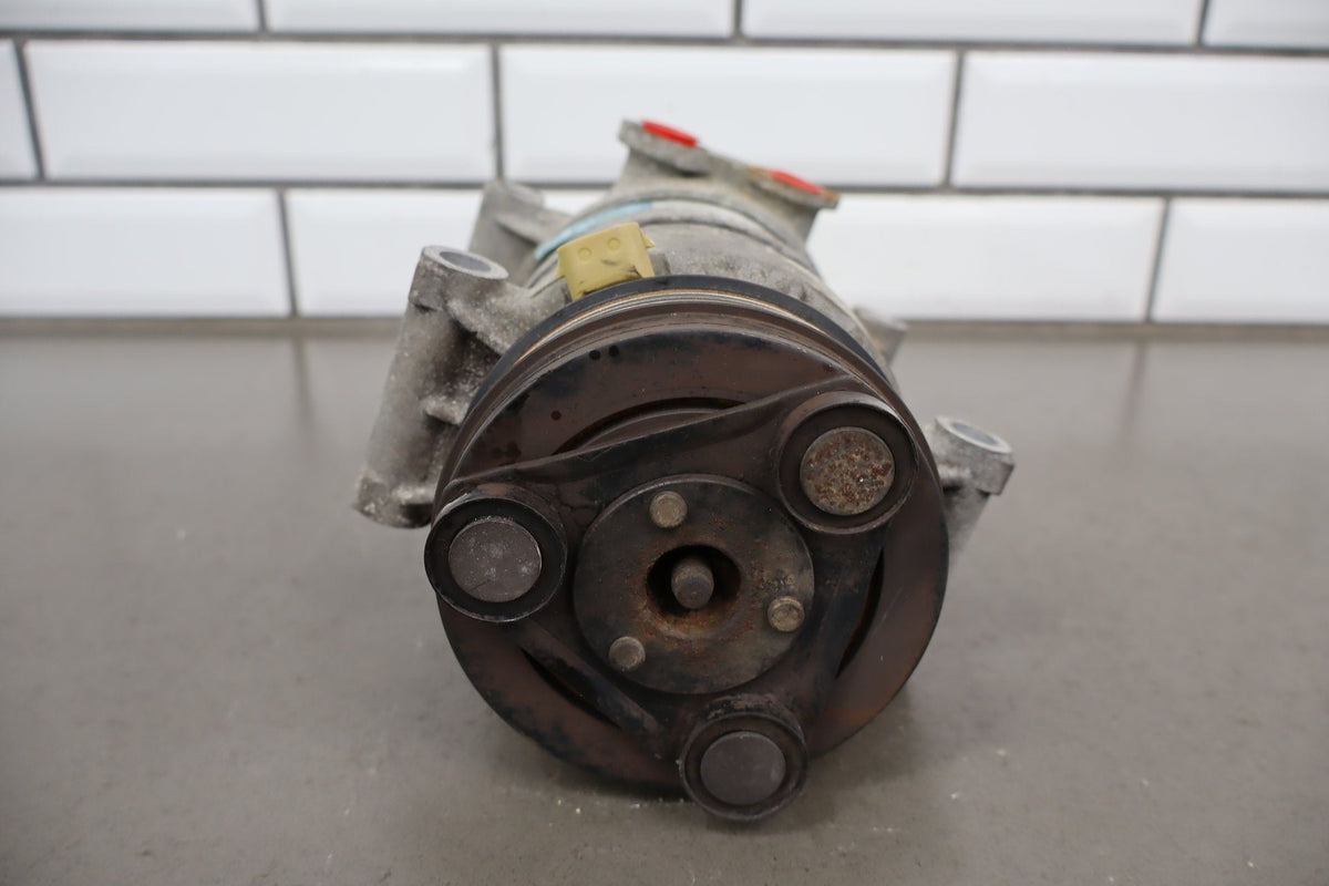 2002 Chevrolet Silverado 3500 A/C Compressor OEM