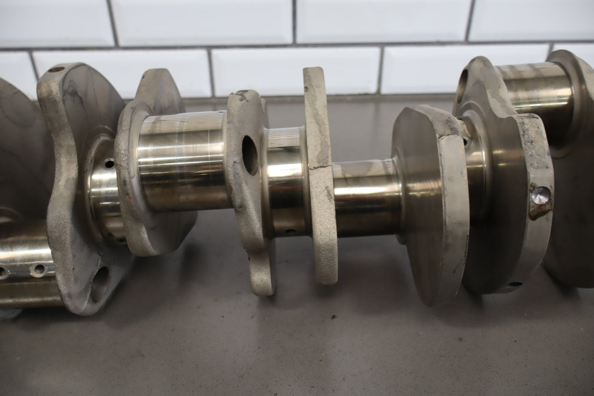 2002 Chevrolet Silverado 3500 Crankshaft OEM