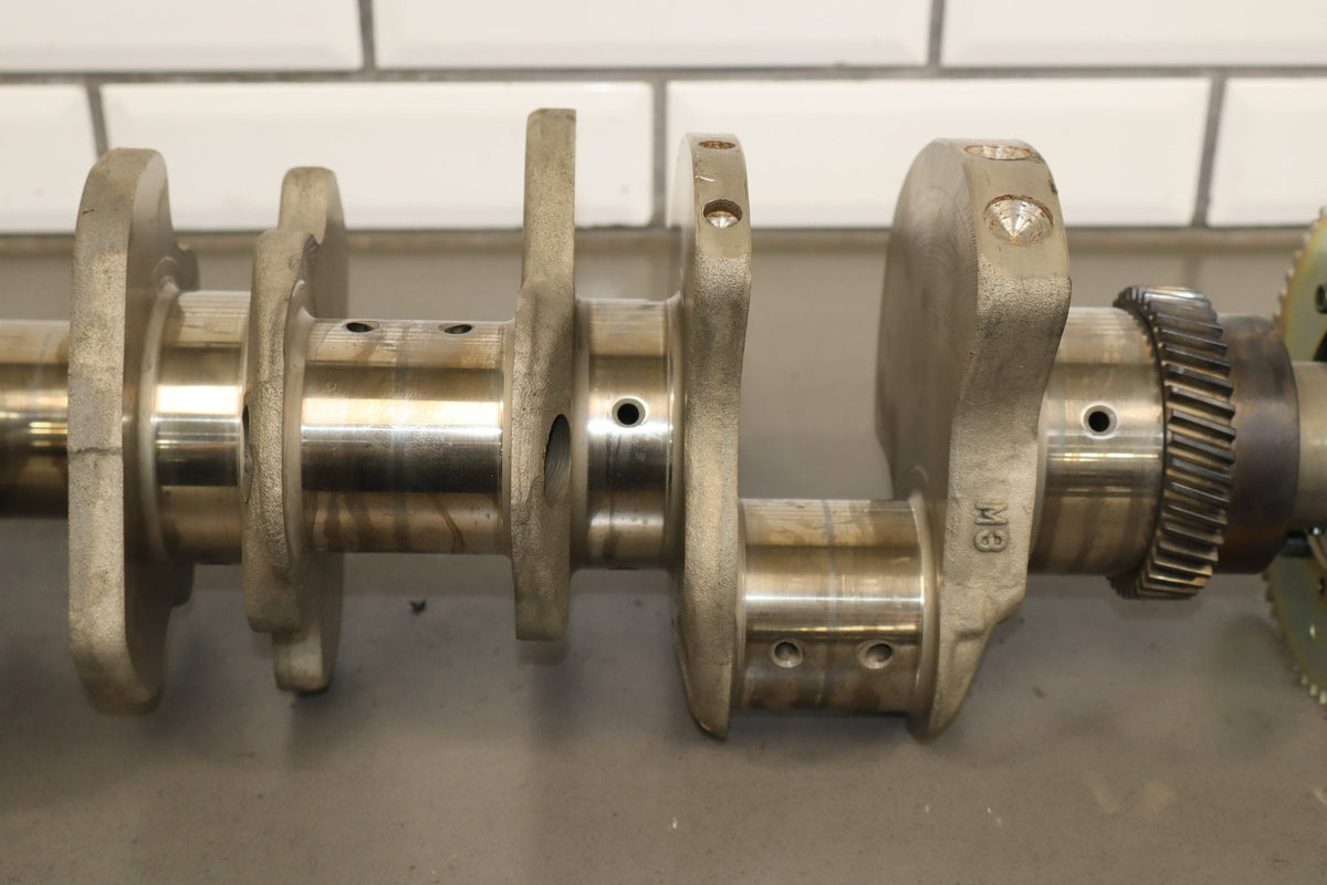2002 Chevrolet Silverado 3500 Crankshaft OEM
