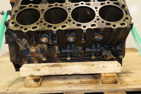 2002 Chevrolet Silverado 3500 Engine Block OEM