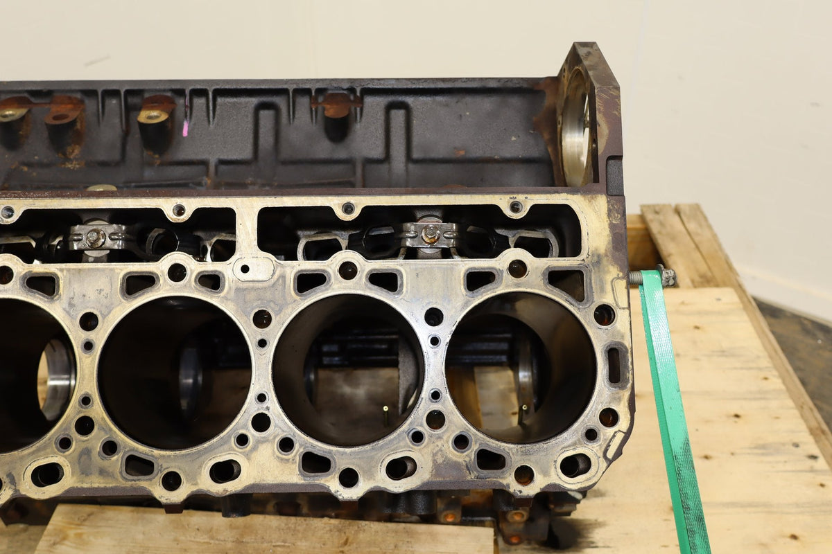 2002 Chevrolet Silverado 3500 Engine Block OEM