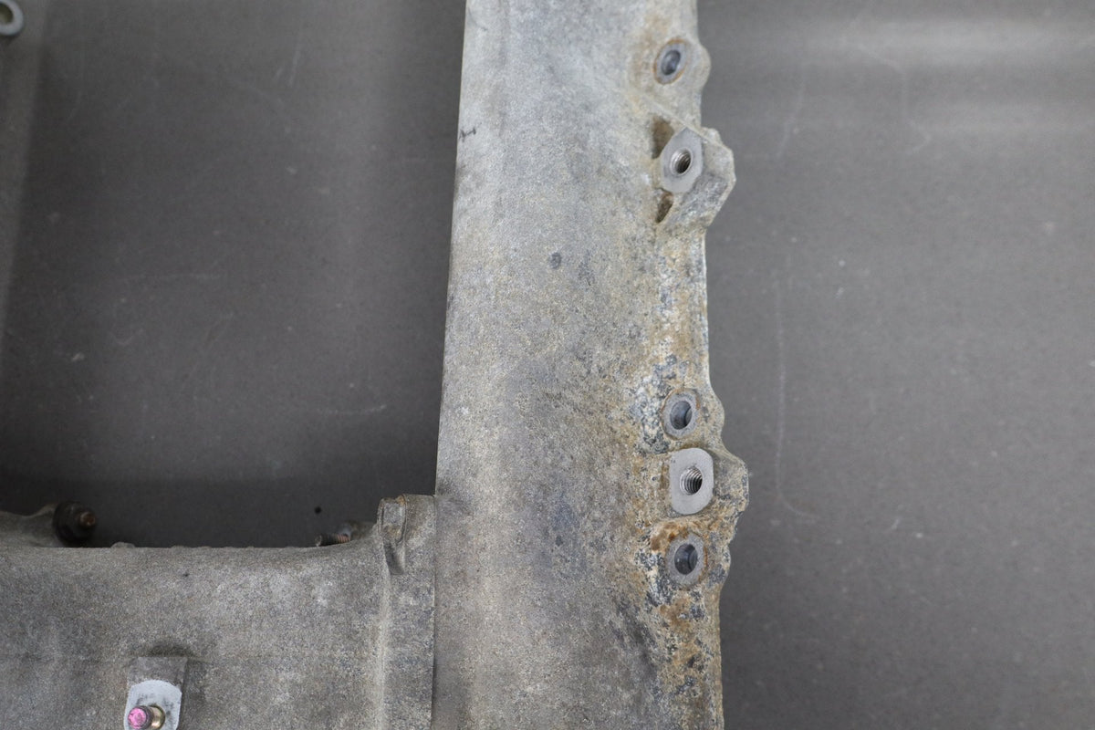 2002 Chevrolet Silverado 3500 Intake Manifold OEM