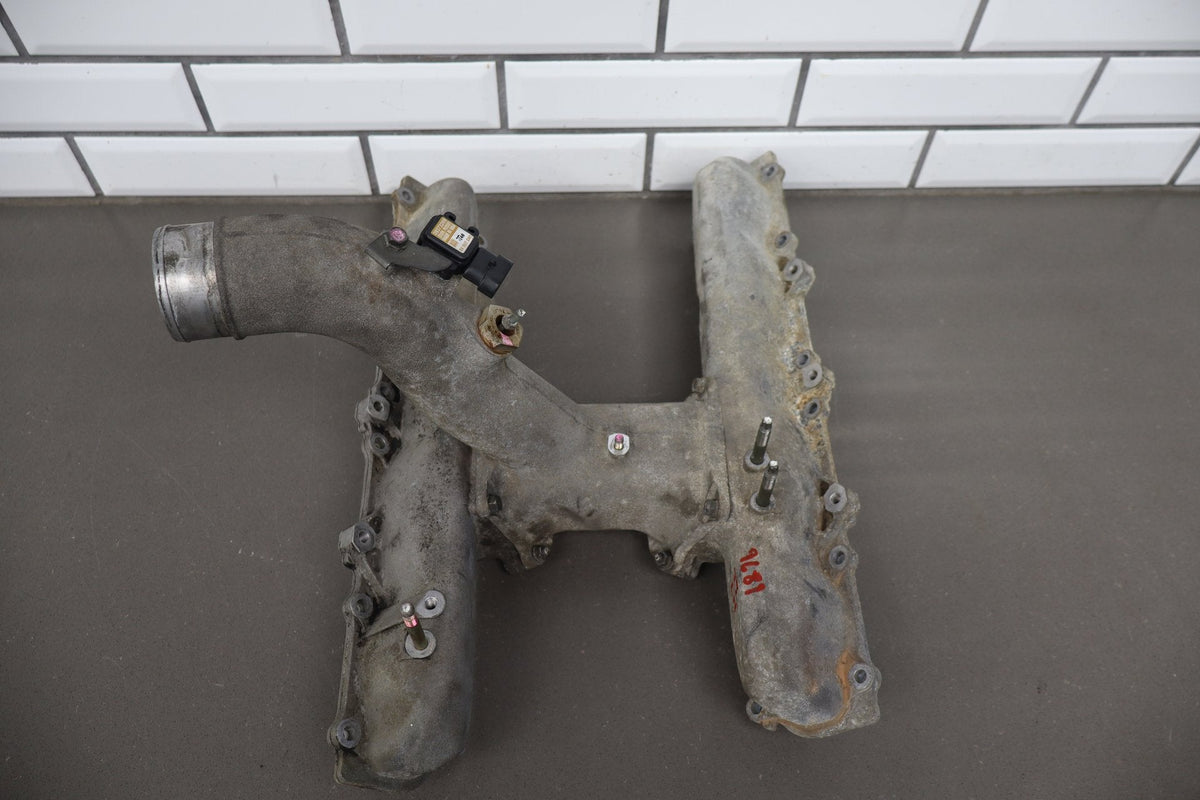 2002 Chevrolet Silverado 3500 Intake Manifold OEM