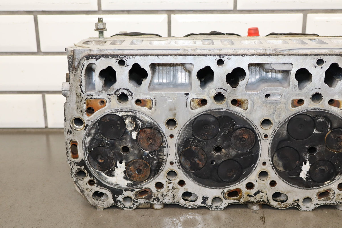 2002 Chevrolet Silverado 3500 Left Cylinder Head OEM
