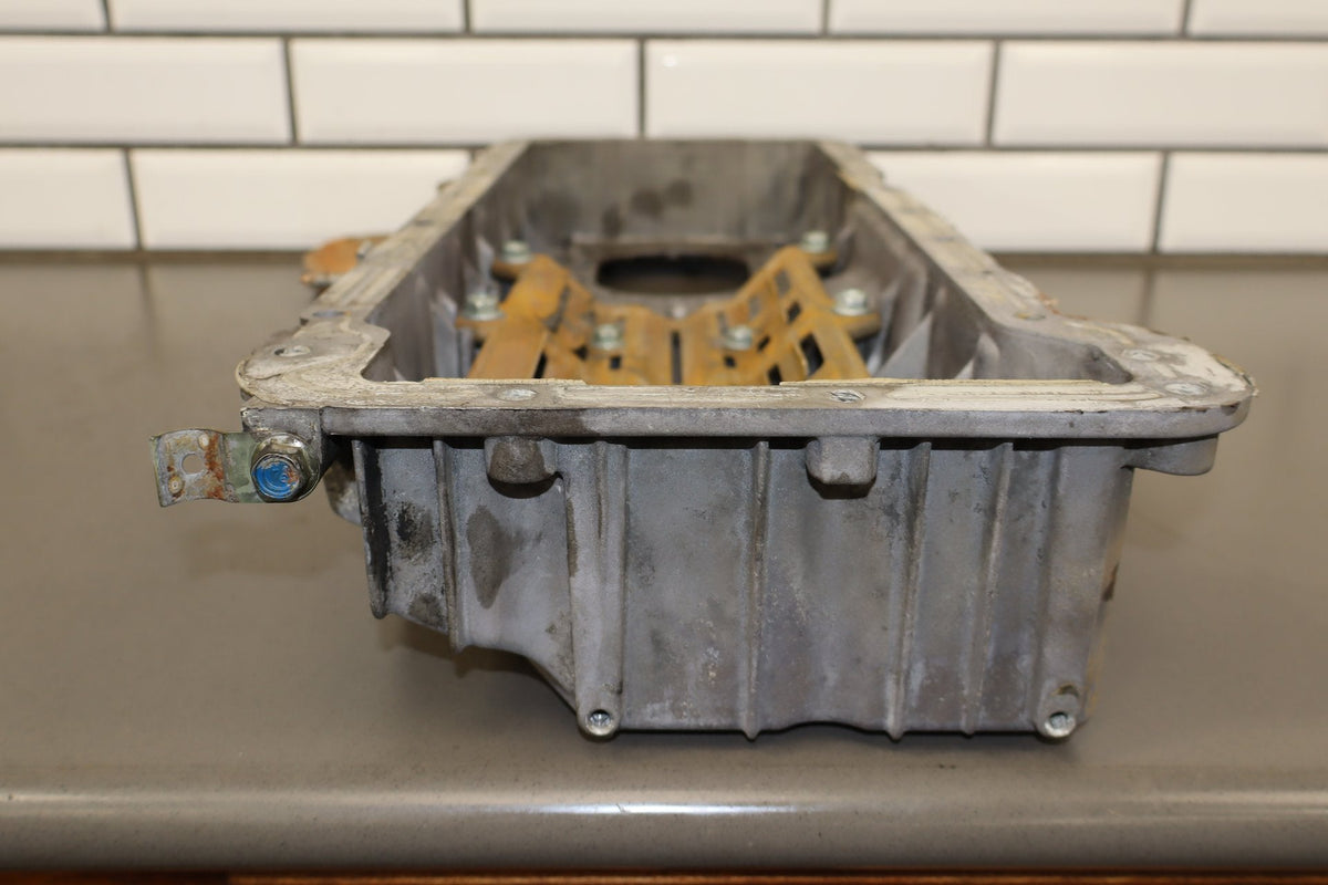 2002 Chevrolet Silverado 3500 Oil Pan OEM