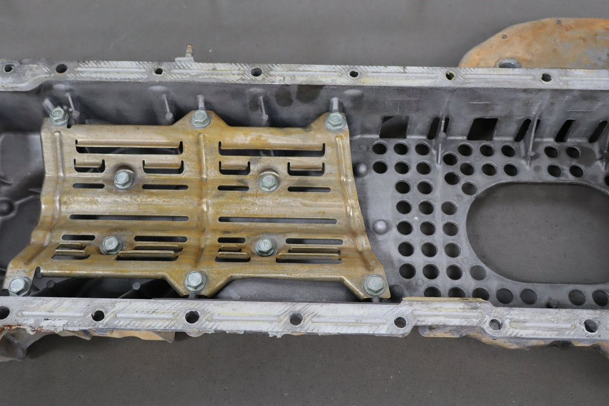2002 Chevrolet Silverado 3500 Oil Pan OEM