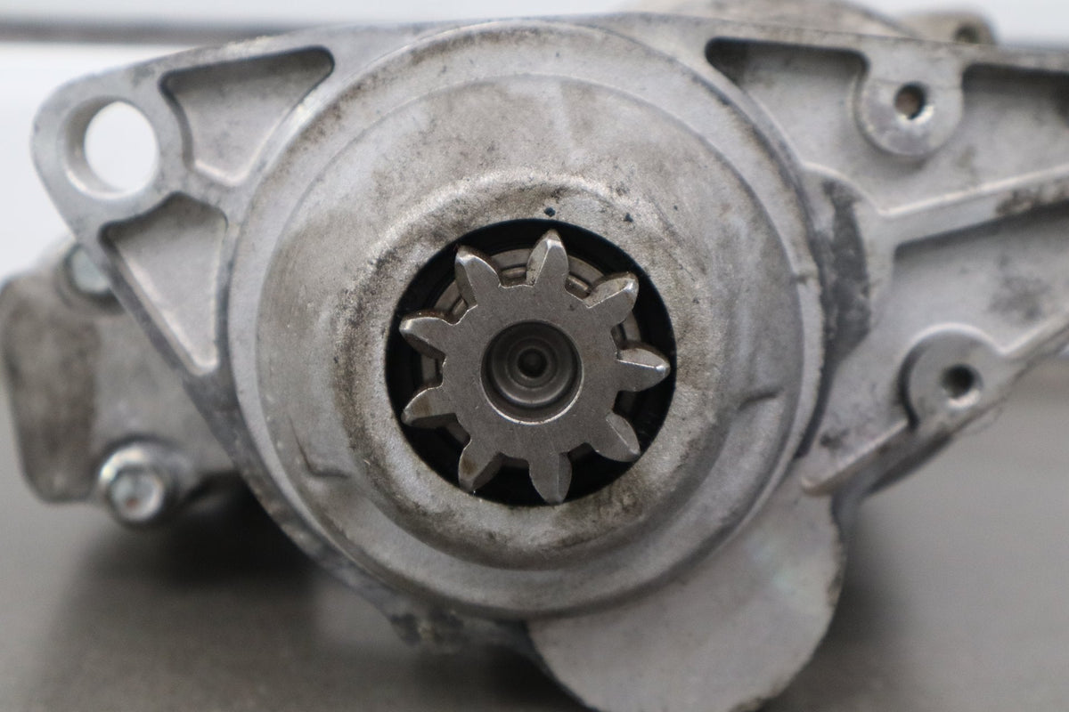 2002 Chevrolet Silverado 3500 Starter Motor OEM