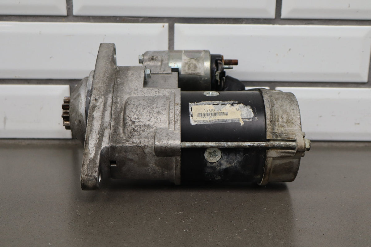2002 Chevrolet Silverado 3500 Starter Motor OEM