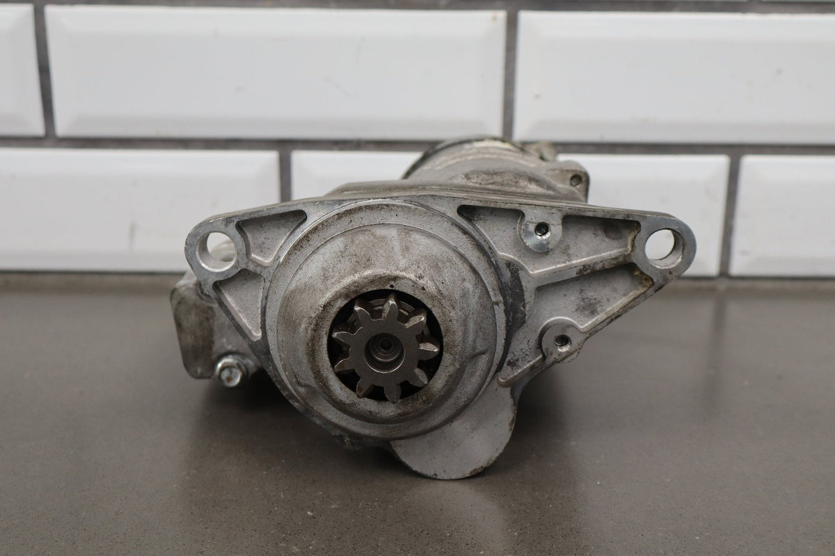 2002 Chevrolet Silverado 3500 Starter Motor OEM