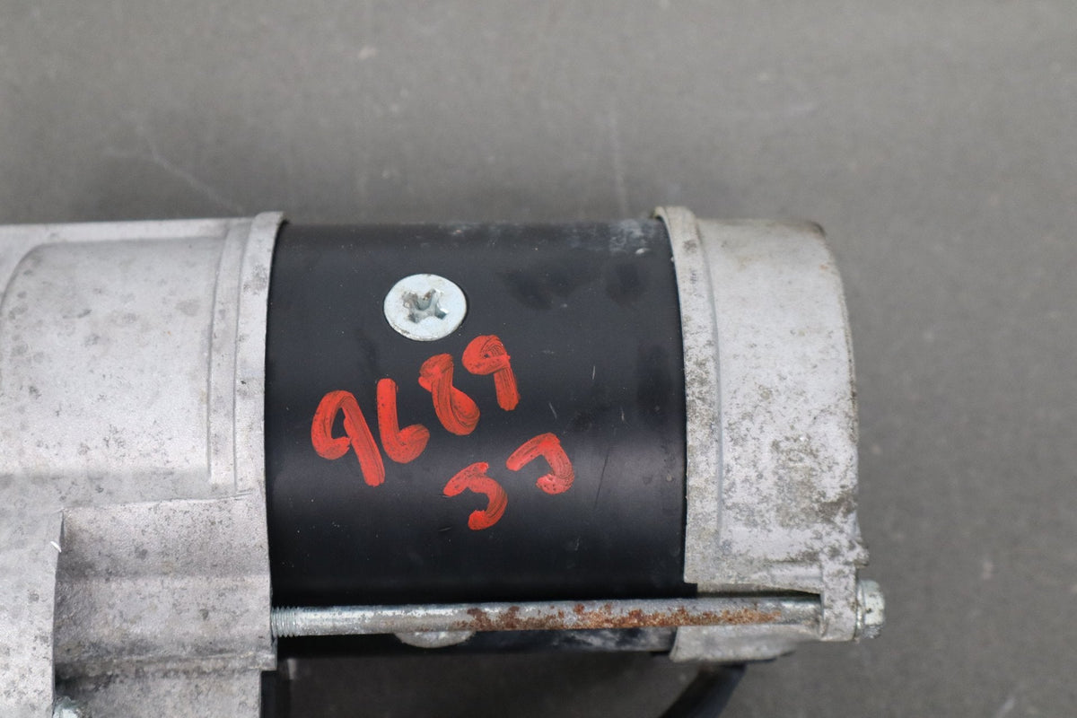 2002 Chevrolet Silverado 3500 Starter Motor OEM
