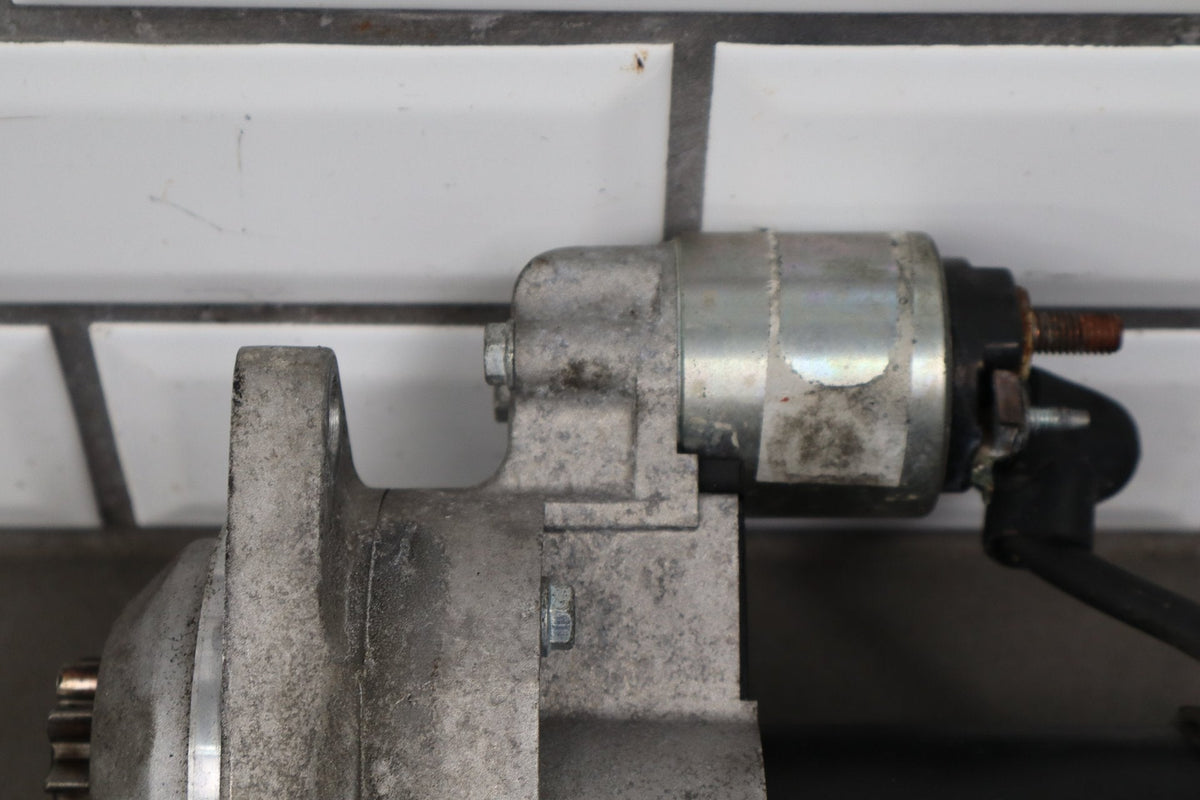 2002 Chevrolet Silverado 3500 Starter Motor OEM
