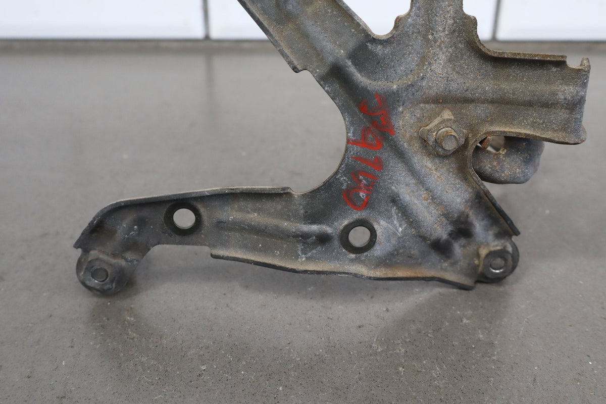 2002 Chevrolet Silverado 6.6LL Diesel FICM Bracket