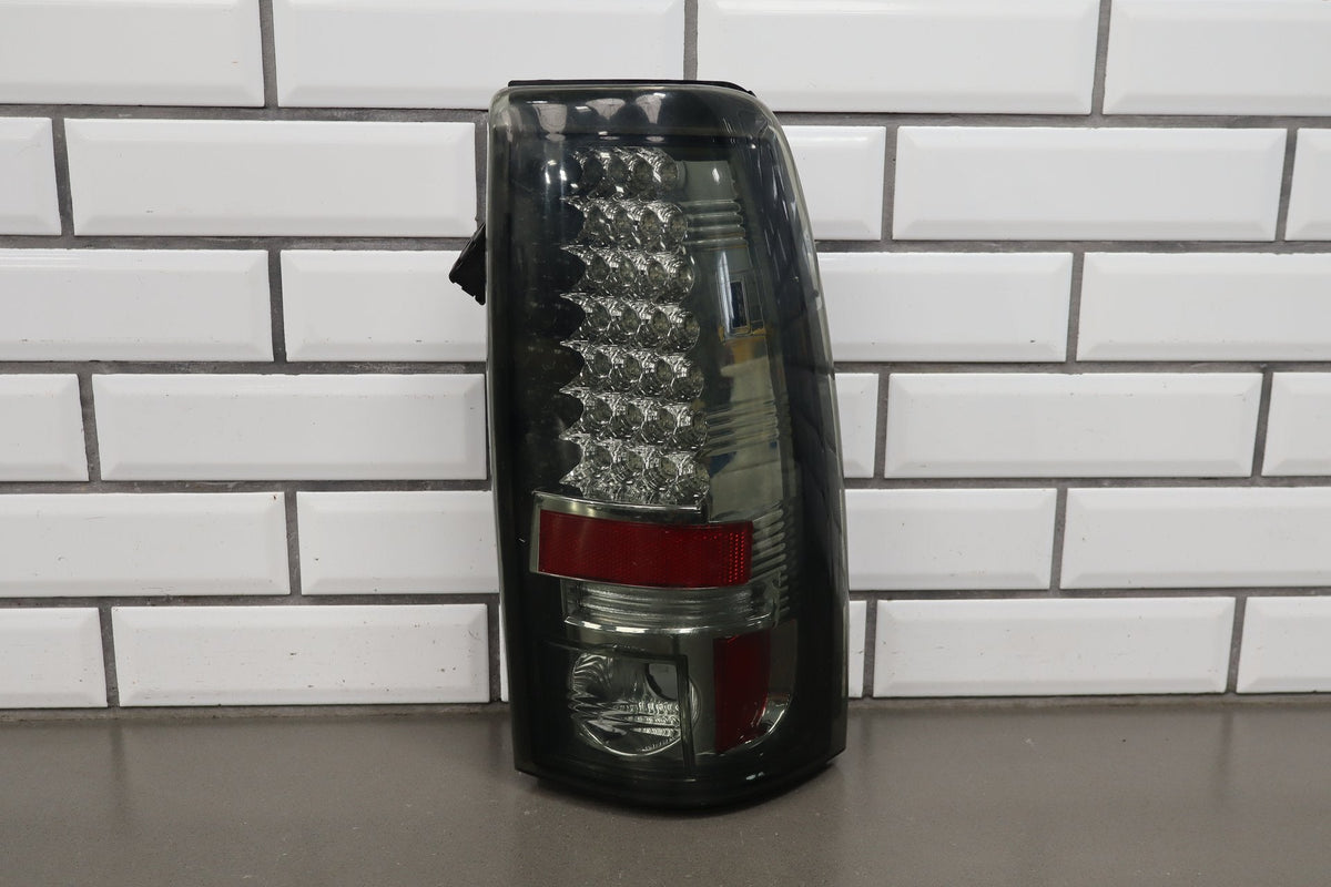 2002 Chevrolet Silverado Taillight Set OEM