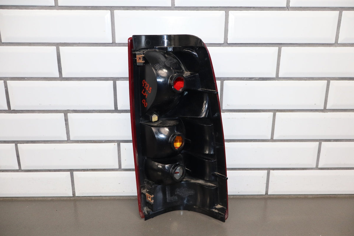 2002 Chevrolet Silverado Taillight Set OEM