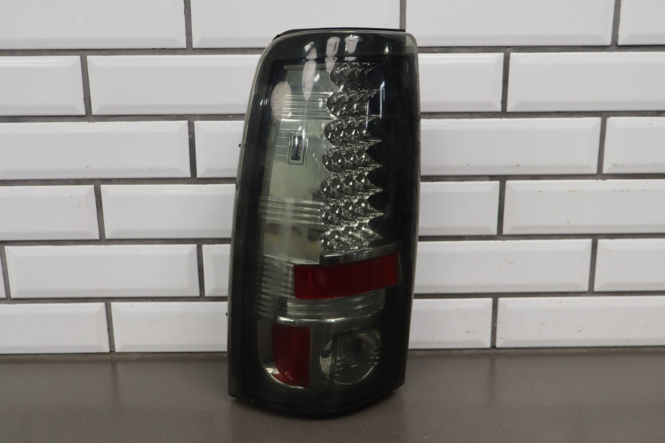 2002 Chevrolet Silverado Taillight Set OEM