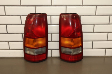 2002 Chevrolet Silverado Taillight Set OEM