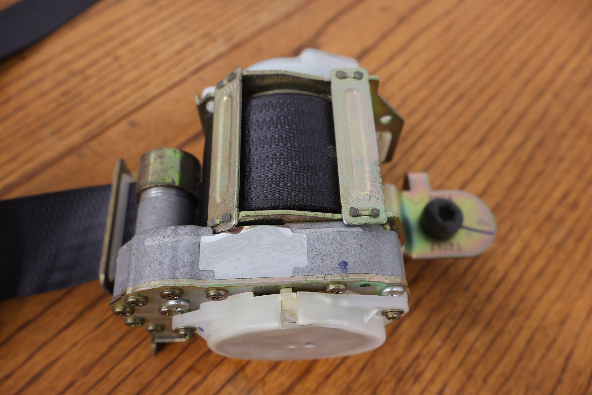 2002 Ford Thunderbird- Front Seat Belt